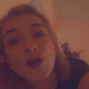 Meet your Posher, Izzy